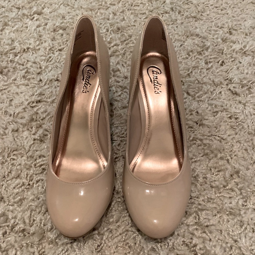 NIB!! Candies Blush (Nude) Patent Pumps Sz 9.5